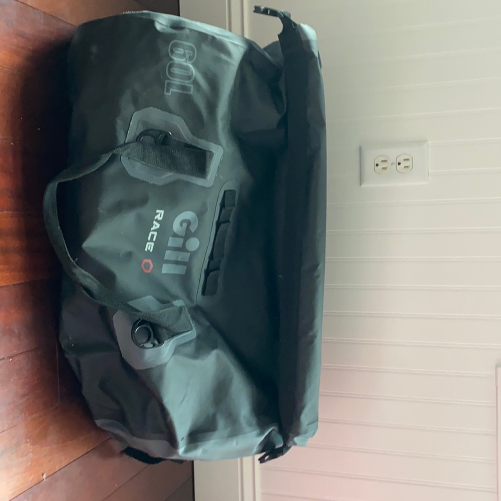 Gill sailing bag